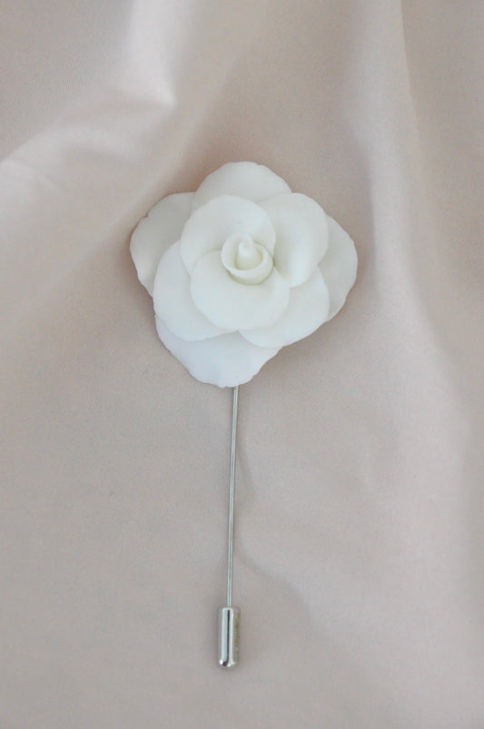 Boutonniere flor tipo rosa de pasta