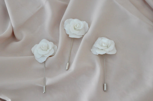 Boutonniere flor tipo rosa de pasta