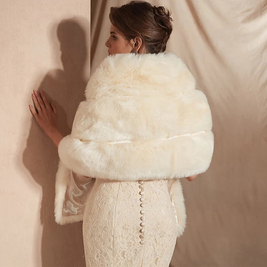 Capa novia triple blanco